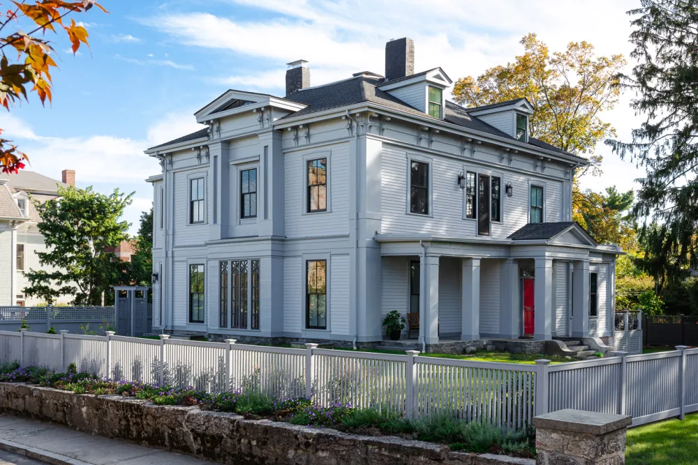 10Roanoke-920R-Web.jpg